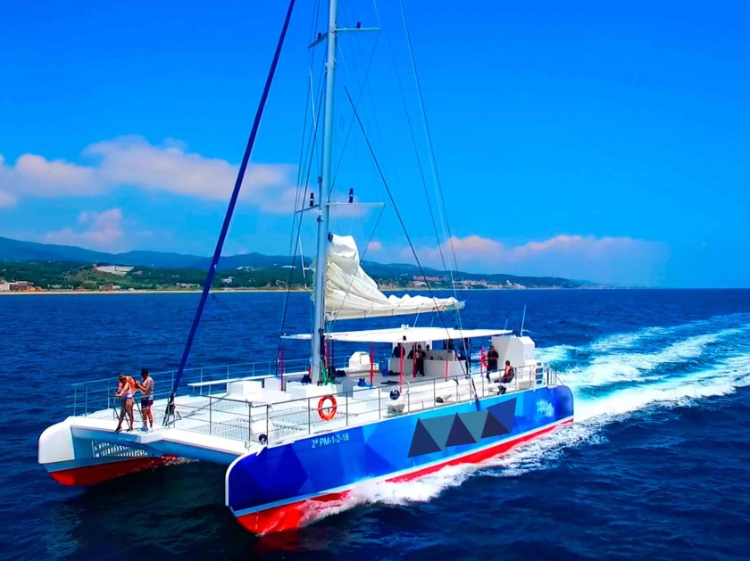 Парусный катамаран BOATMARKET