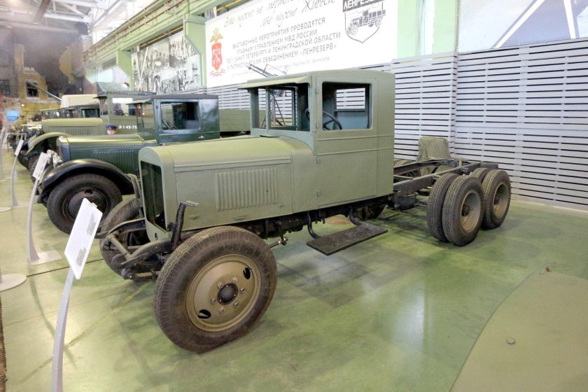 Автомобиль ЗИС 6