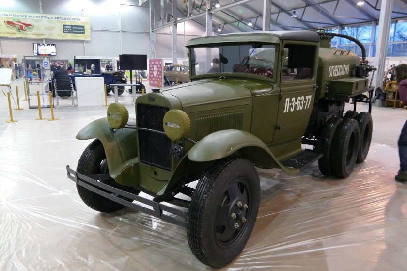 Грузовой автомобиль ЗИС-6