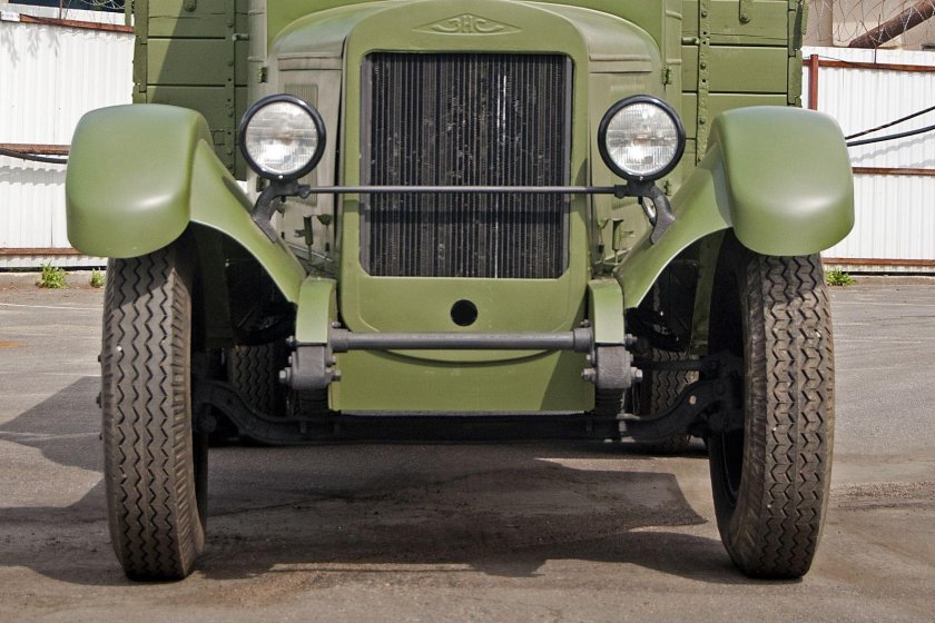 ЗИС 6 седельный тягач