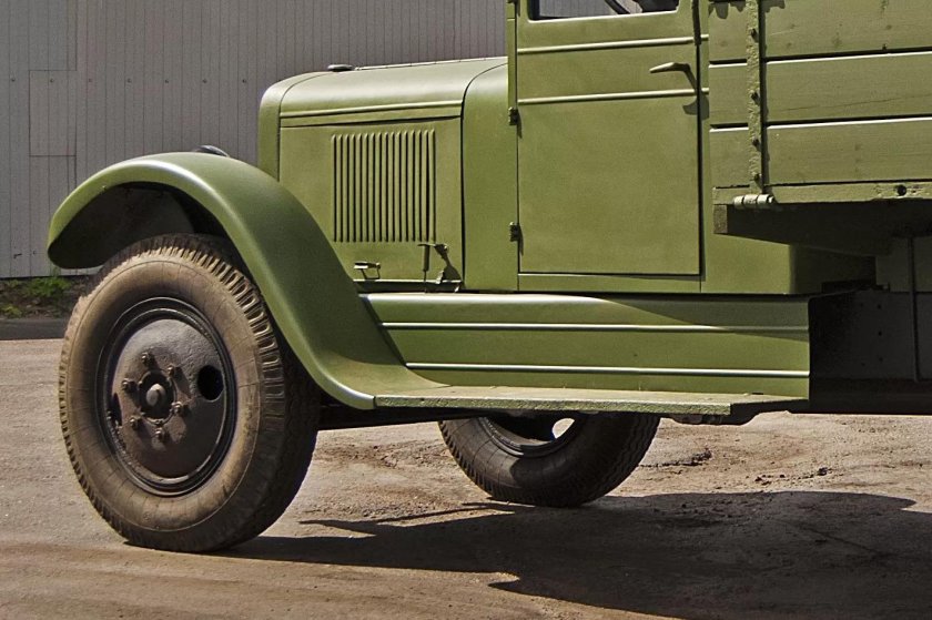 ЗИС 6 седельный тягач