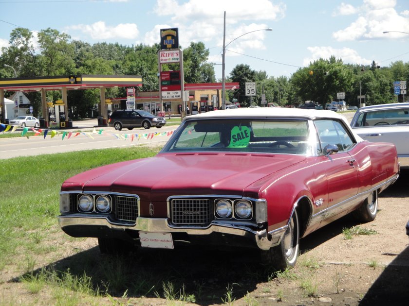 Oldsmobile 68