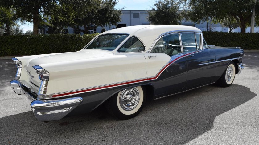 Олдсмобиль 1957