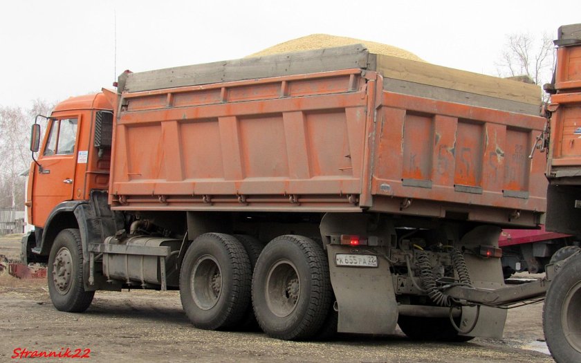 КАМАЗ 53229 самосвал сельхозник