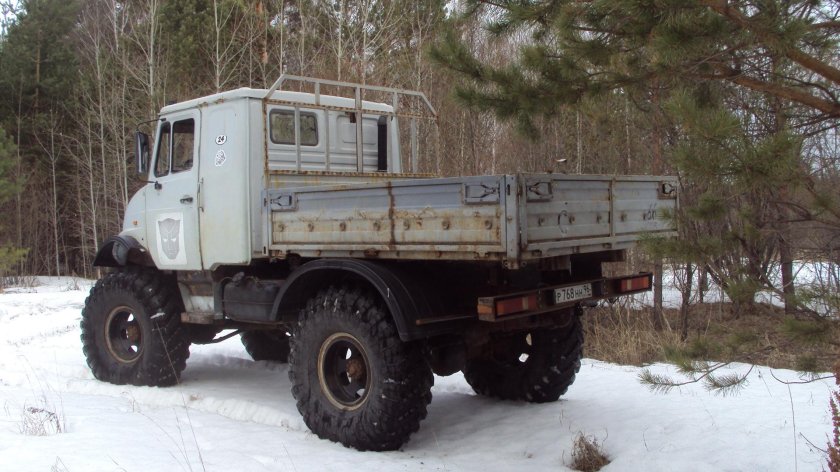 Полноприводный ЗИЛ 130
