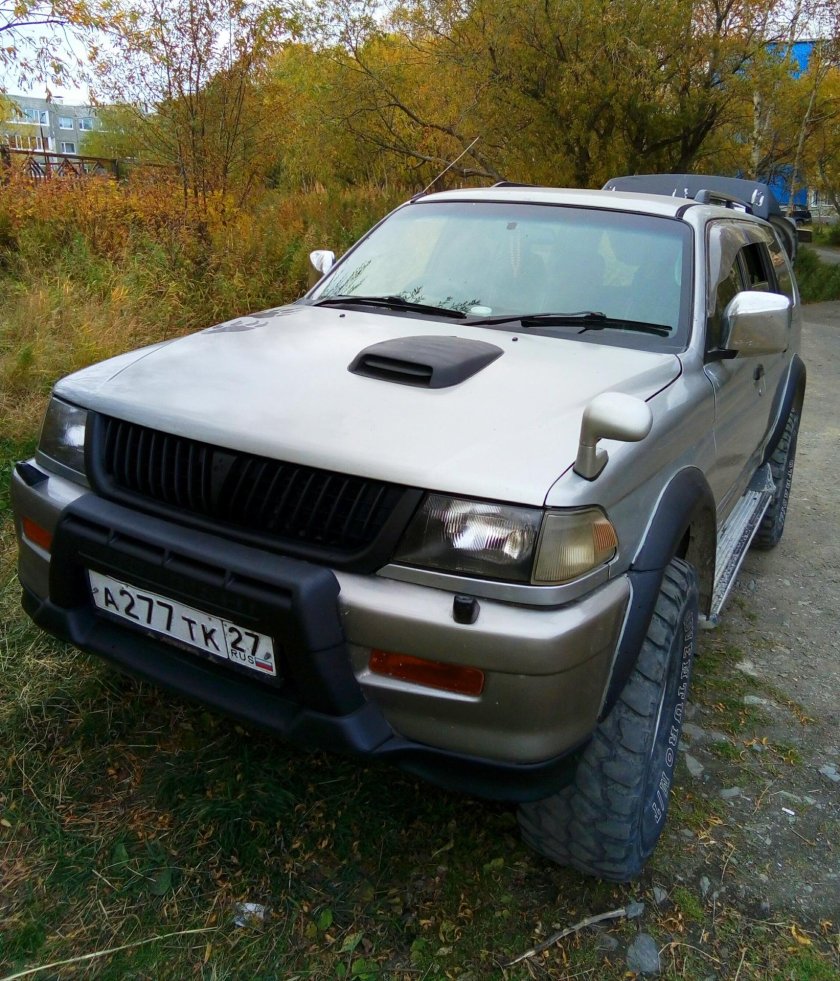 Mitsubishi Challenger