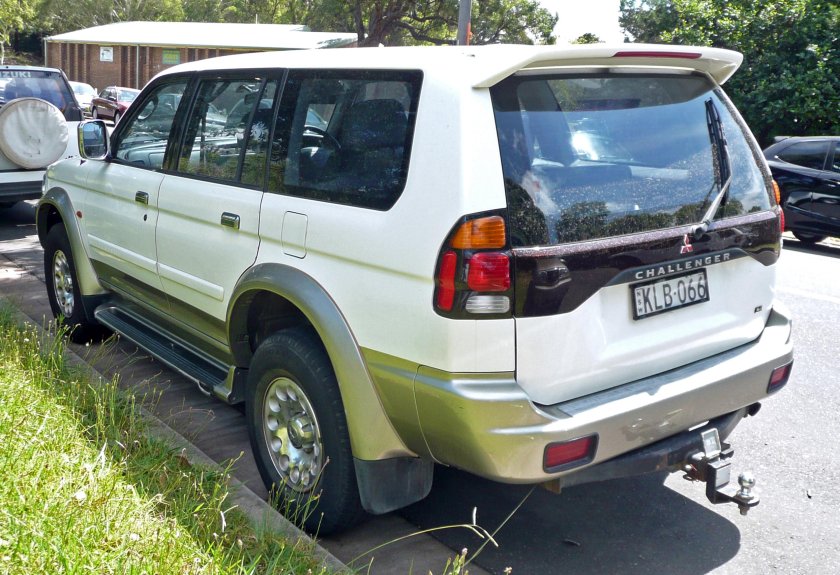 Мицубиси Челленджер 2000