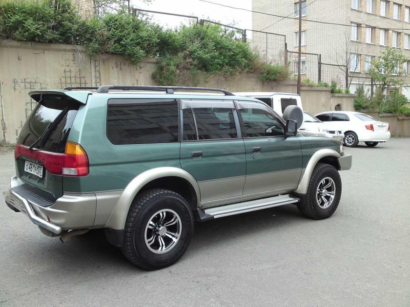 Mitsubishi Challenger 1996