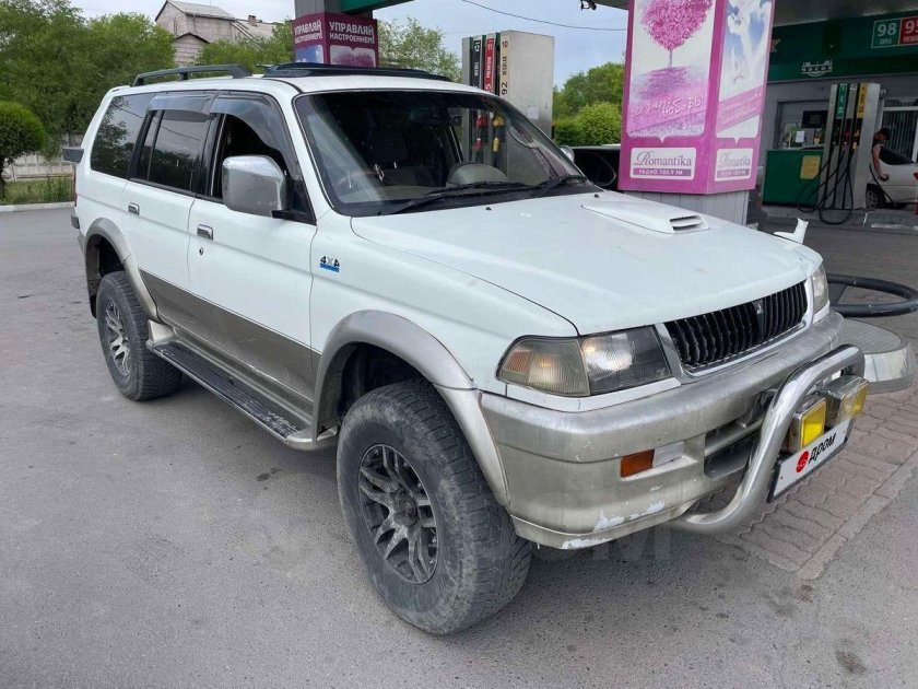 Mitsubishi Challenger, 1998