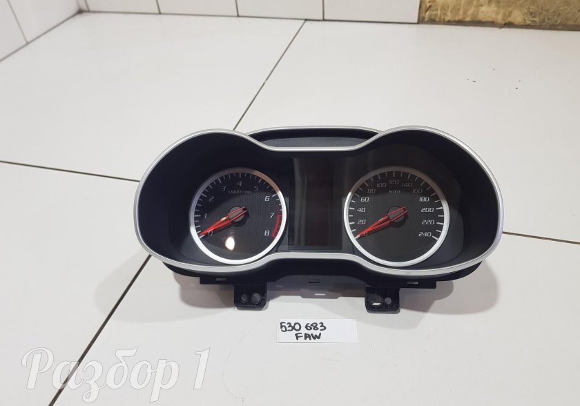 FAW Vita приборная панель