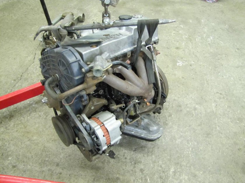 Двигатель Исузу Midi 2,2