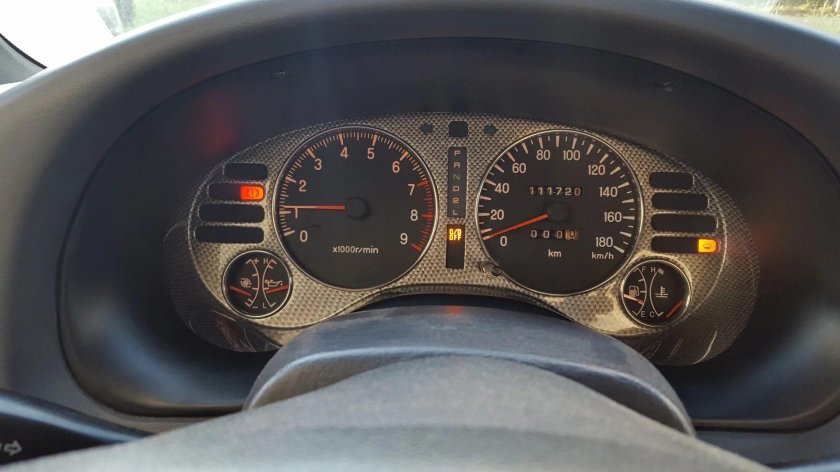 Приборная панель Mitsubishi Eclipse 2g