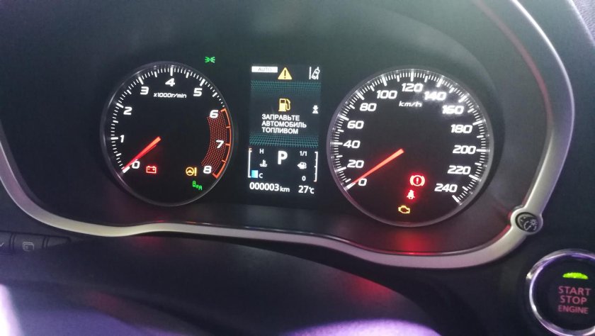 Митсубиси Эклипс кросс панель приборов
