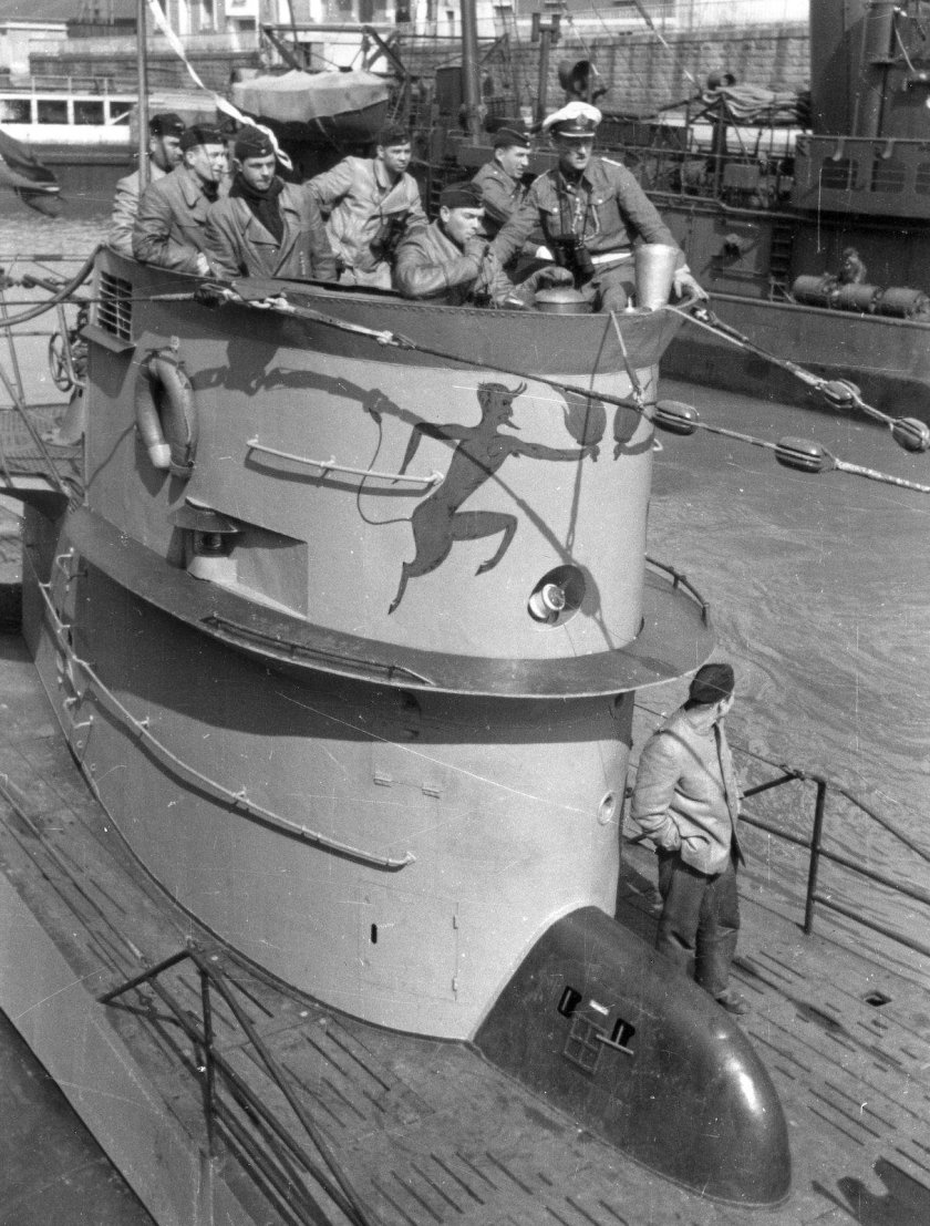 Эрих Топп командир u-552