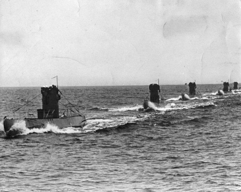 Подводные лодки Волчьи стаи Карла Деница