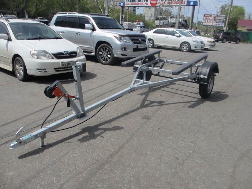 Лодочный прицеп Титан