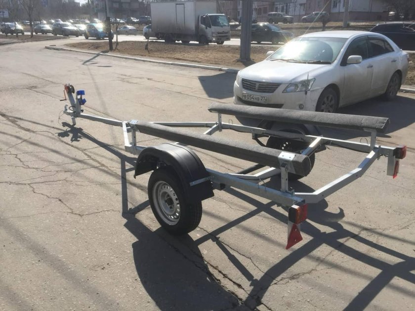 Лодочный прицеп Титан 3,8