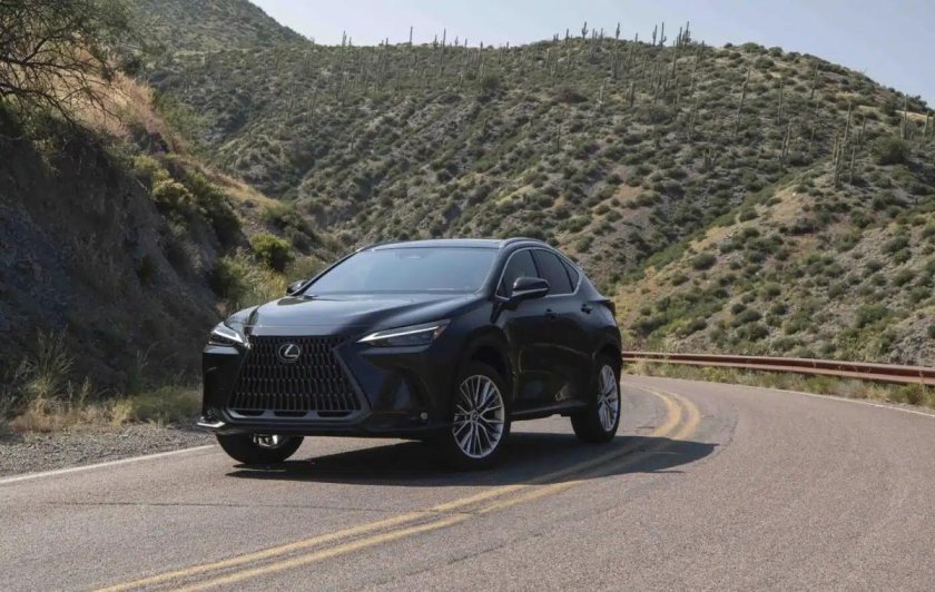 Lexus NX 2023