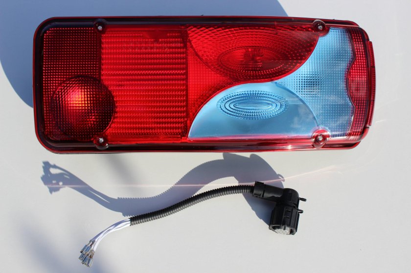 Фонарь задний Скания 5