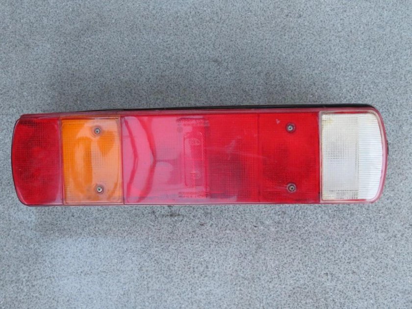 Фонарь задний правый Скания