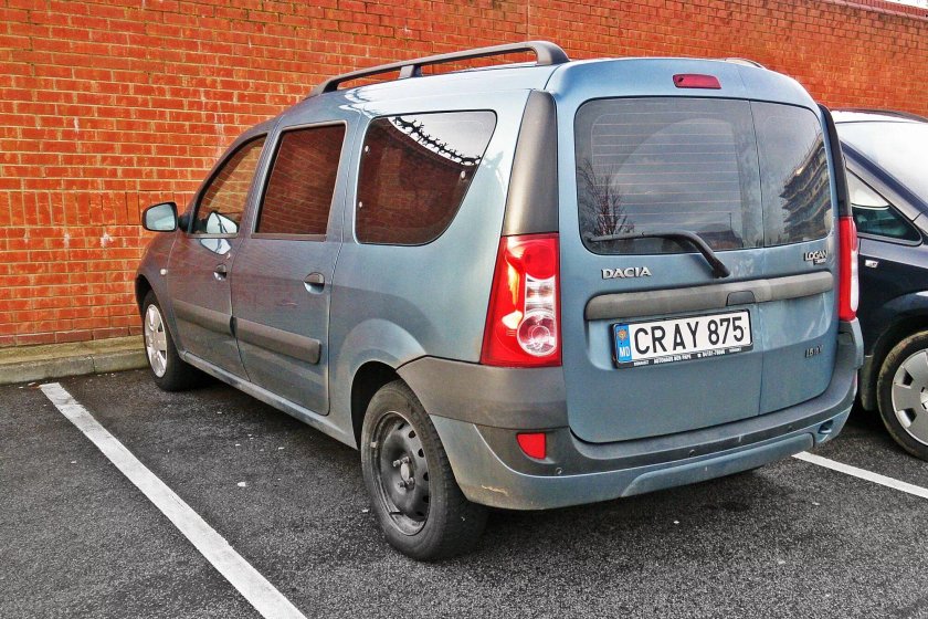 Дачия Ларгус