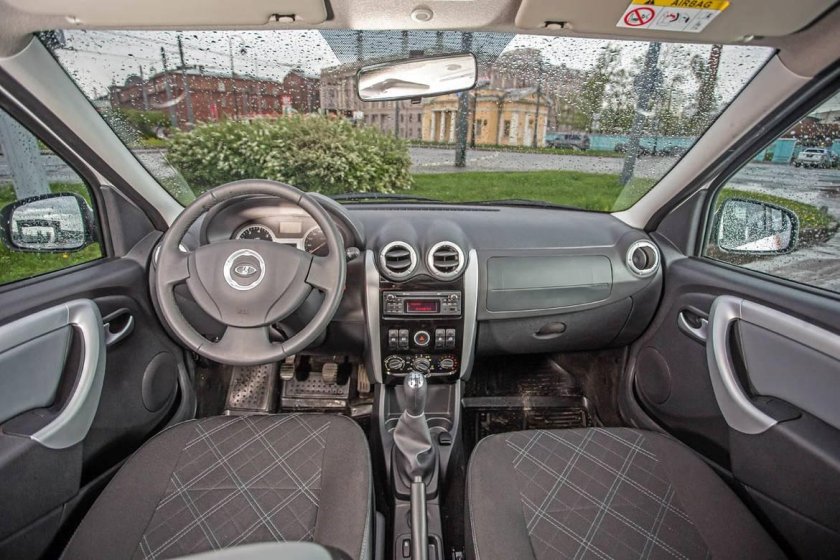 Лада Ларгус Рено