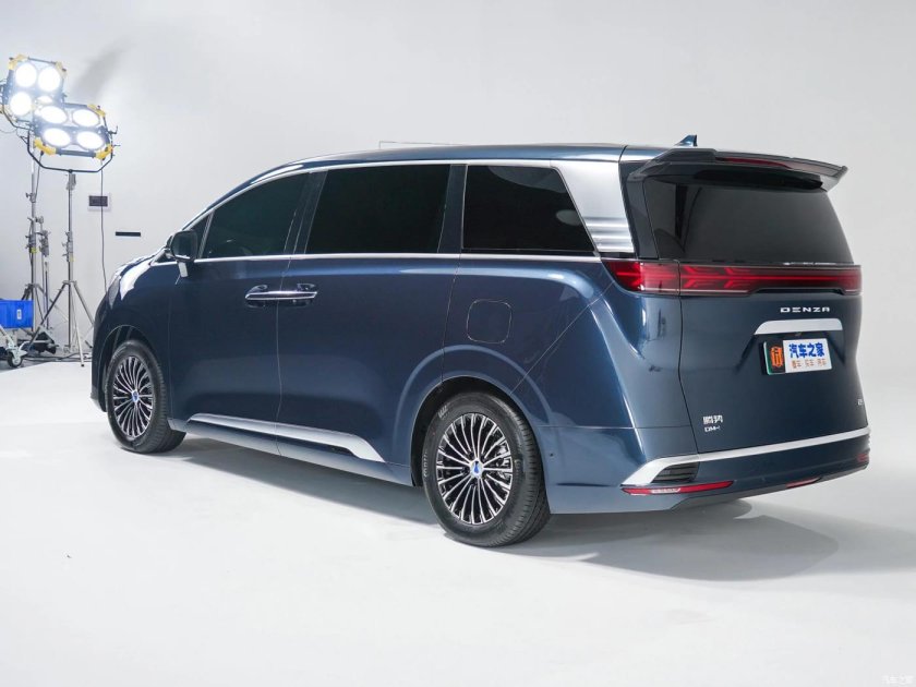 Новый Тойота альфард 2022