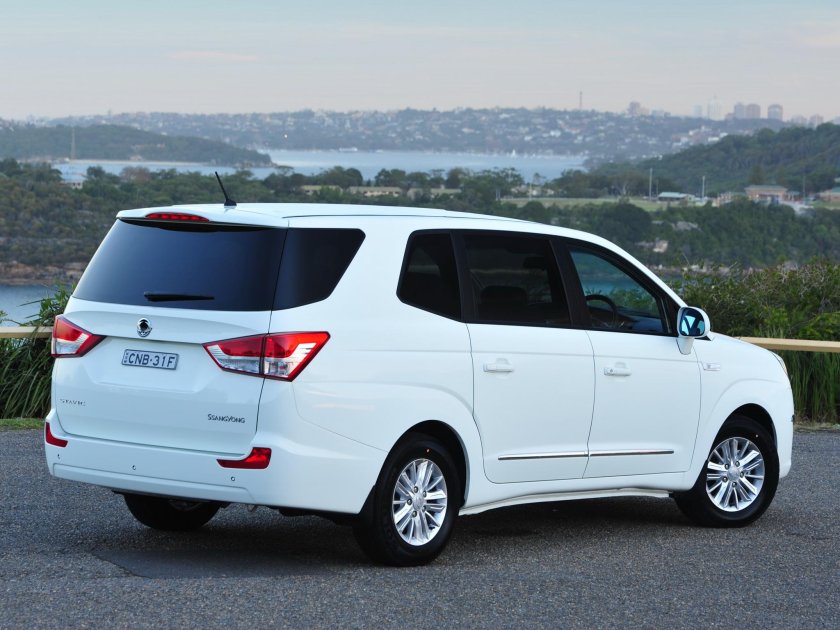 ССАНГЙОНГ минивэн Ставик