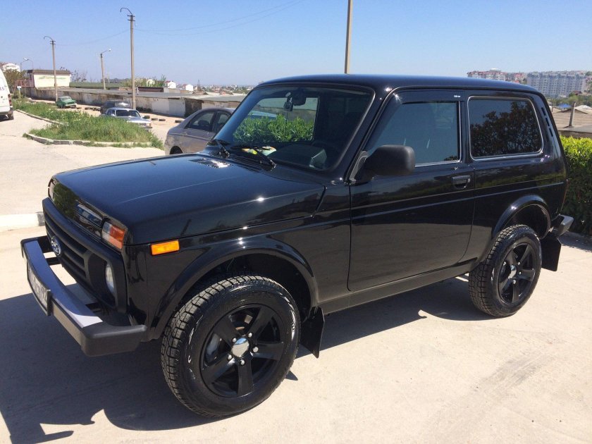 Блэк эдишн Нива 2121