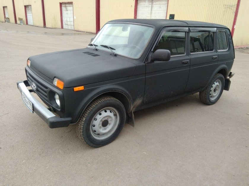 ВАЗ 2131 черный Раптор