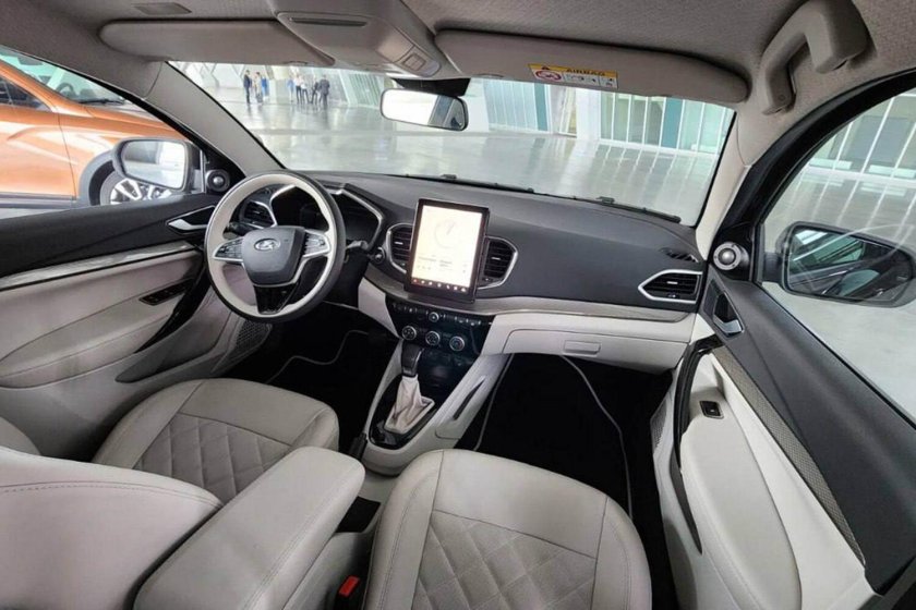 Удлиненная Лада Веста Аура