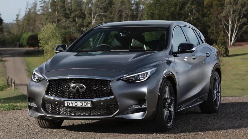 Infiniti q30