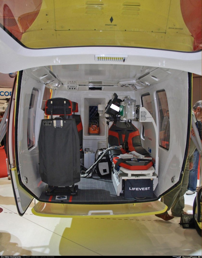 Ка-226т кабина