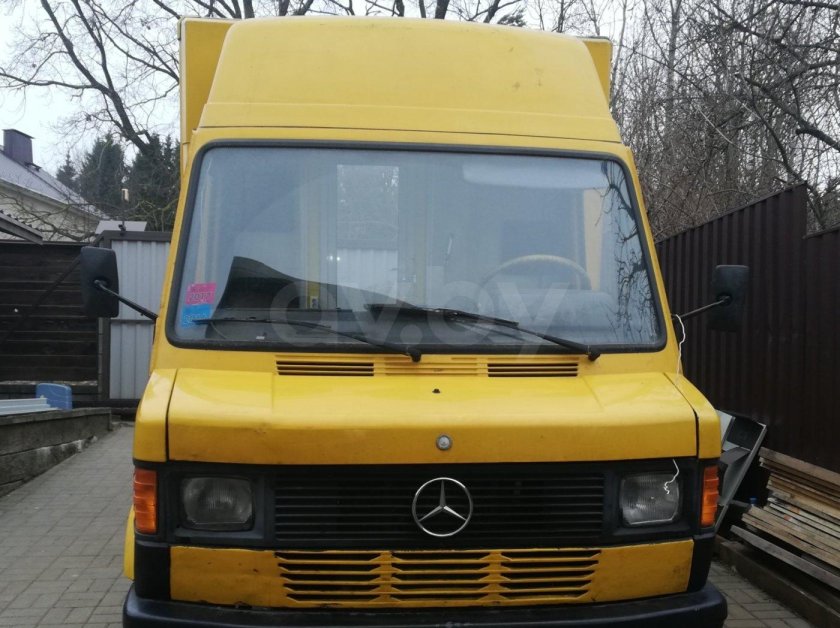 Мерседес-Бенц т1 207