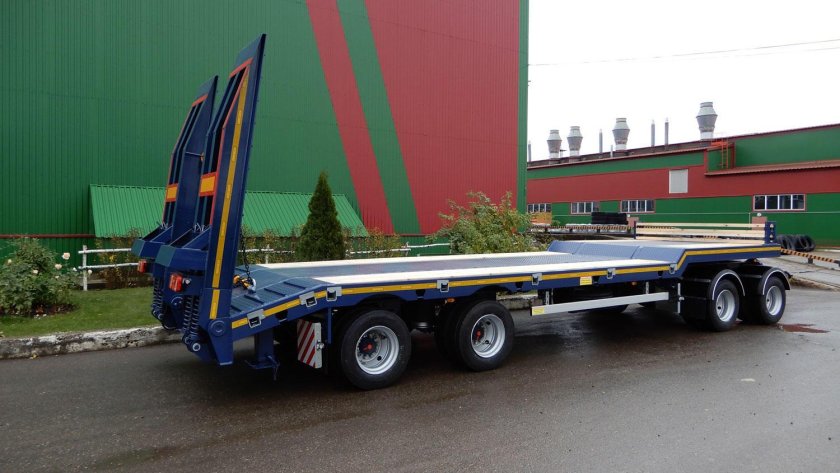 Специализированный прицеп-тяжеловоз ЧМЗАП