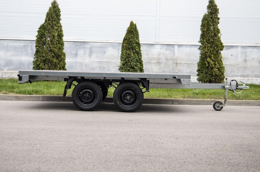 Прицеп Тавиалс