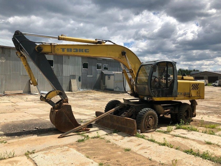 Экскаватор ЕК-18-20