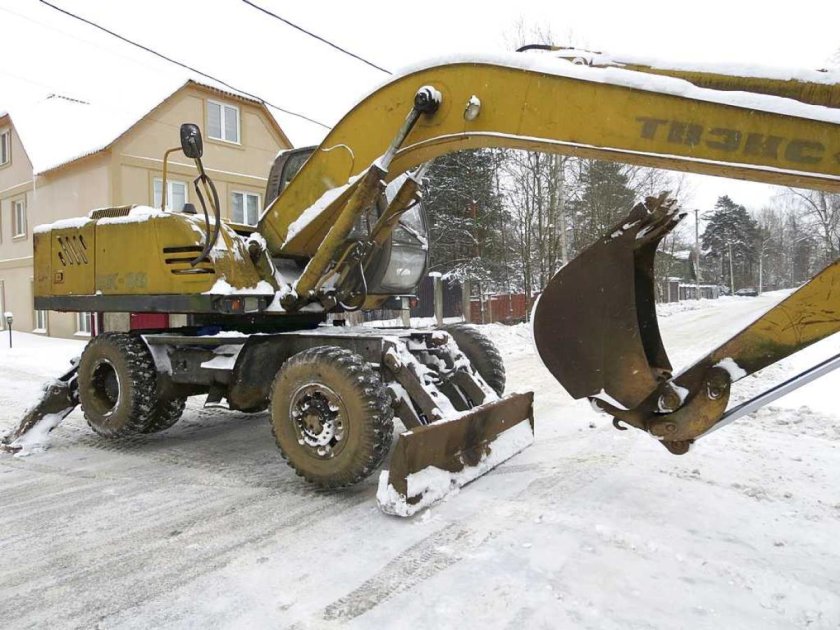 Экскаватор ЕК-18-20