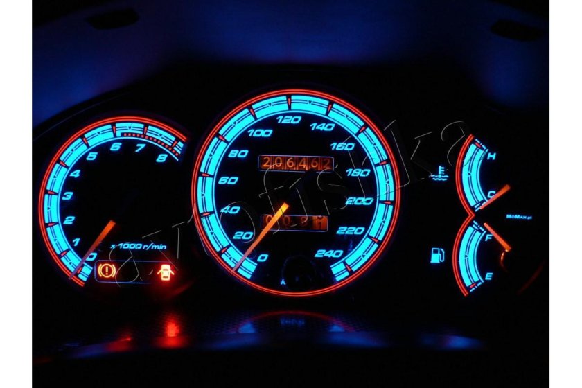 Панель приборов Тойота Целика