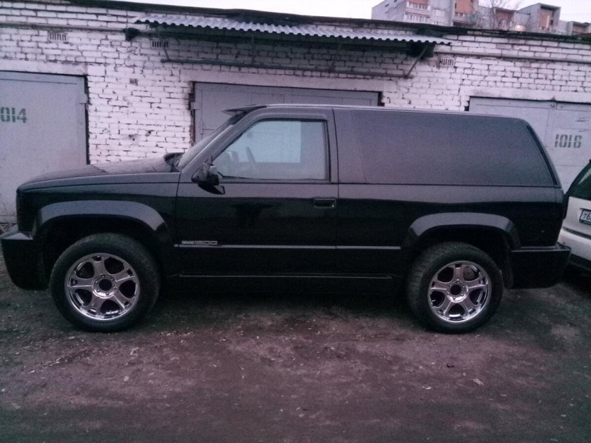 Юкон GMC 1996