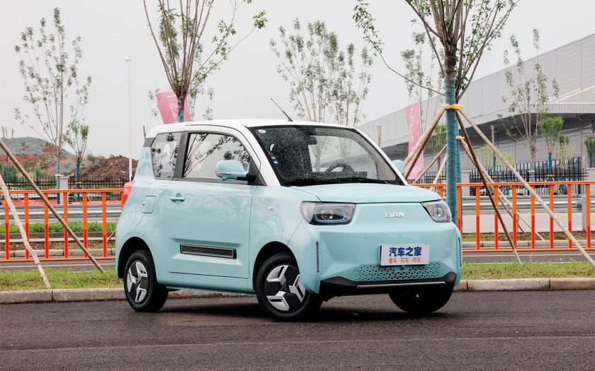 Китайский электромобиль