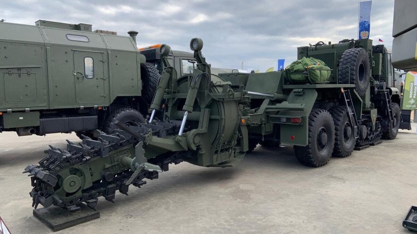 Инженерная машина ПЗМ-2м