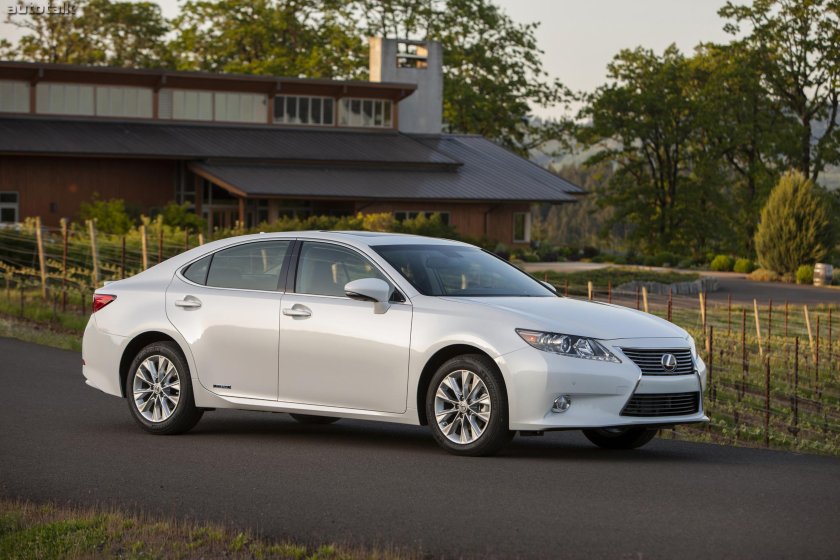 Lexus es300h 2012