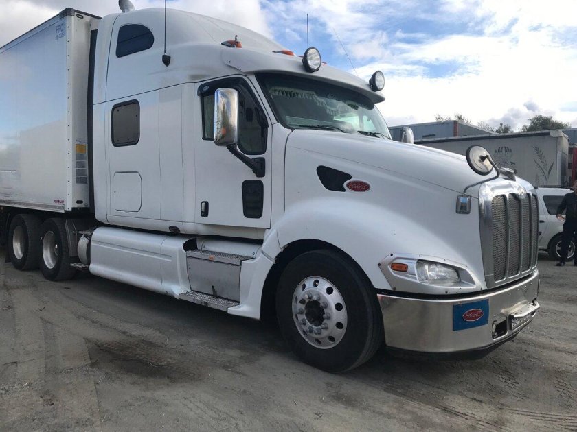 Петербилт 387