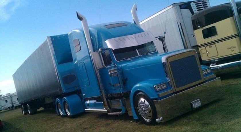 Freightliner Classic XL