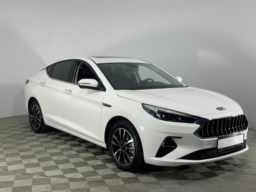 JAC j7 2023 фото