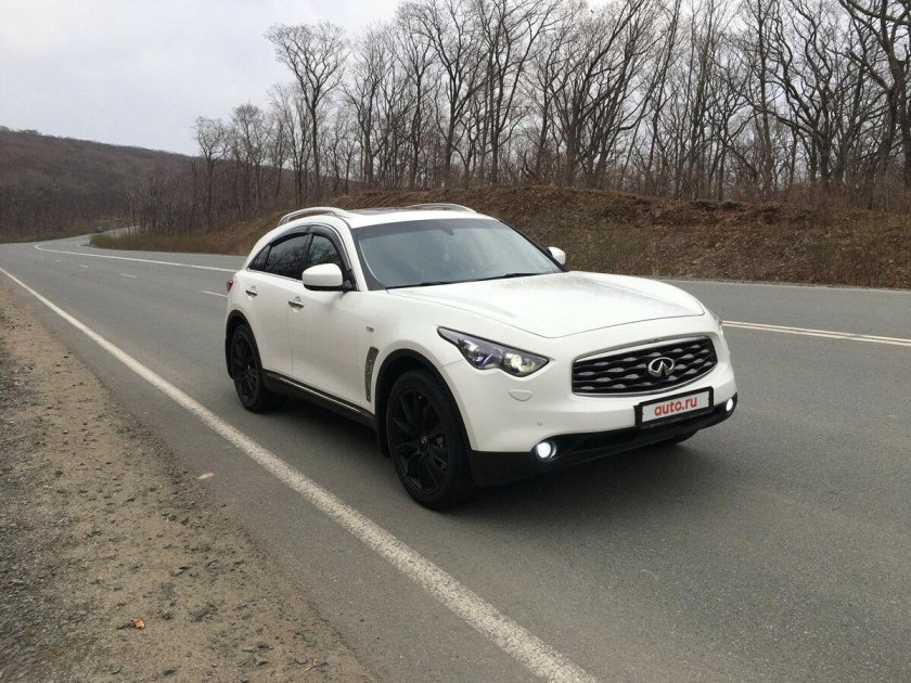 Infiniti fx37 белый