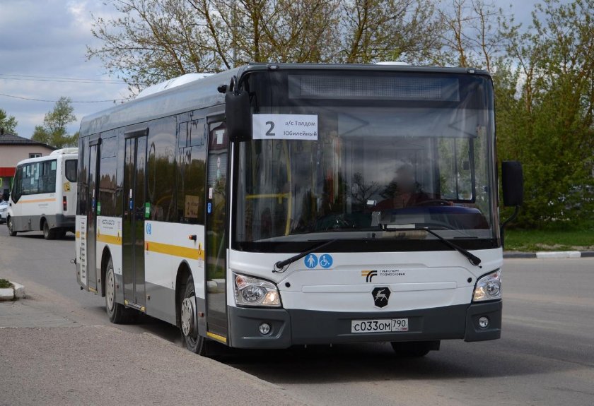 ЛИАЗ-4292 автобус