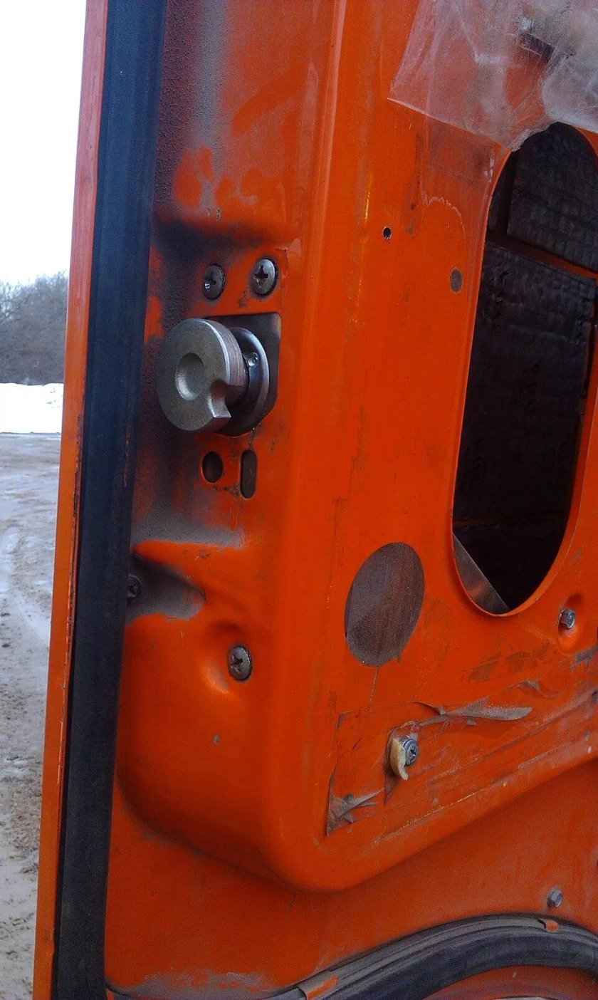 Дверной замок КАМАЗ 65115