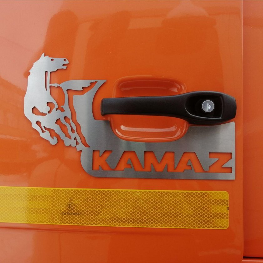 Накладка на дверь КАМАЗ 65115